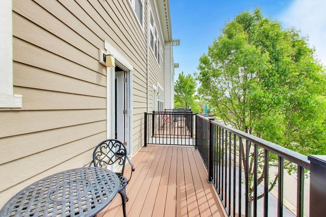 3545 Mulligan Drive, Woodridge, IL 60517