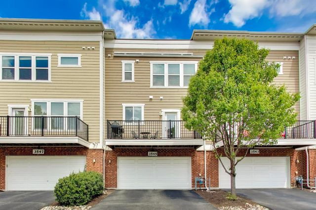 3545 Mulligan Drive, Woodridge, IL 60517