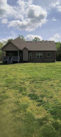 1083 Randy Rd, Ashland City, TN 37015
