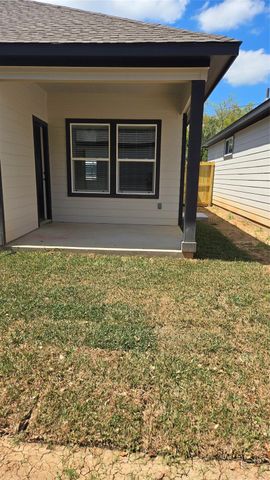 3710 Harmony Lane, Bacliff, TX 77518