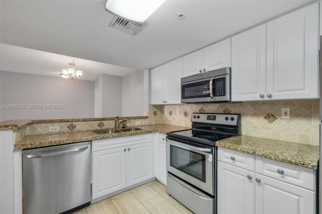 520 SE 5th Ave 3305, Fort Lauderdale, FL 33301