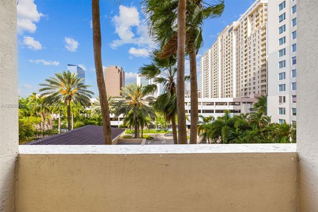 520 SE 5th Ave 3305, Fort Lauderdale, FL 33301