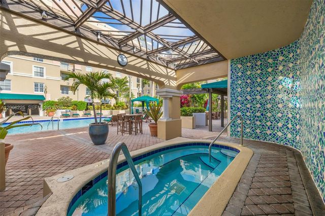 520 SE 5th Ave 3305, Fort Lauderdale, FL 33301