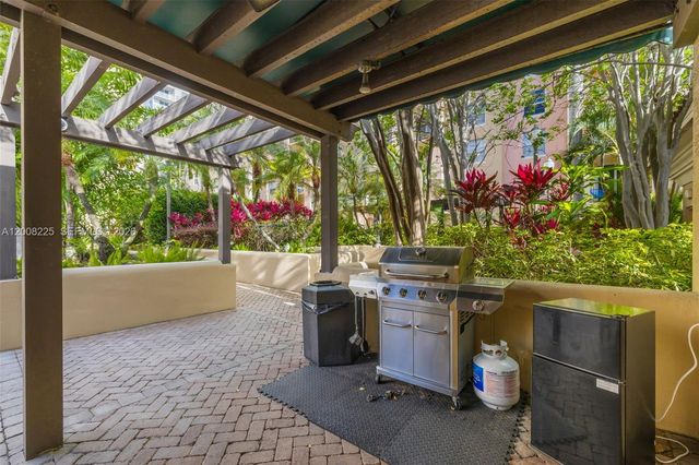 520 SE 5th Ave 3305, Fort Lauderdale, FL 33301