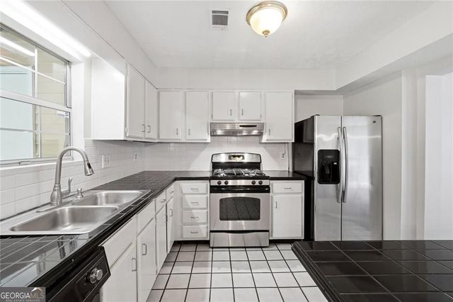 2888 Aspen Woods Entry, Doraville, GA 30360