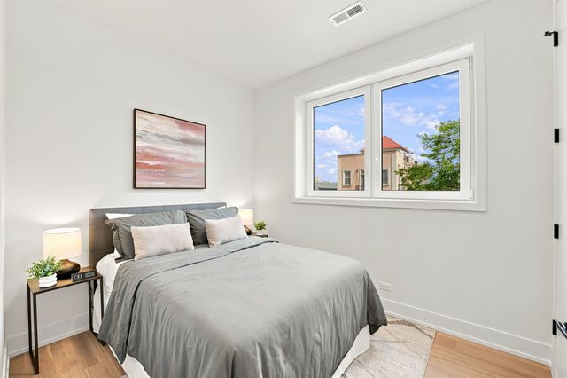 1656 N BOSWORTH Avenue 3N, Chicago, IL 60642