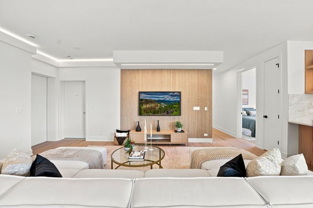 1656 N BOSWORTH Avenue 3N, Chicago, IL 60642