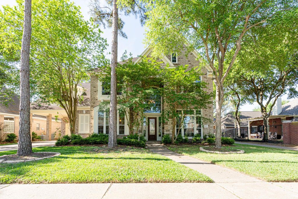 24319 Bay Hill Boulevard, Katy, TX 77494