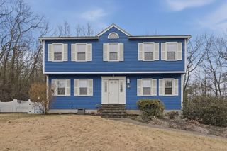 31 Greany Dr, Grafton, MA 01536