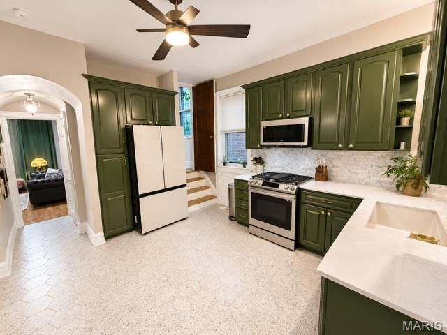 6309 Clayton Road, St Louis, MO 63117