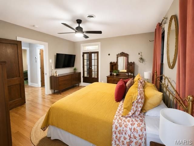 6309 Clayton Road, St Louis, MO 63117