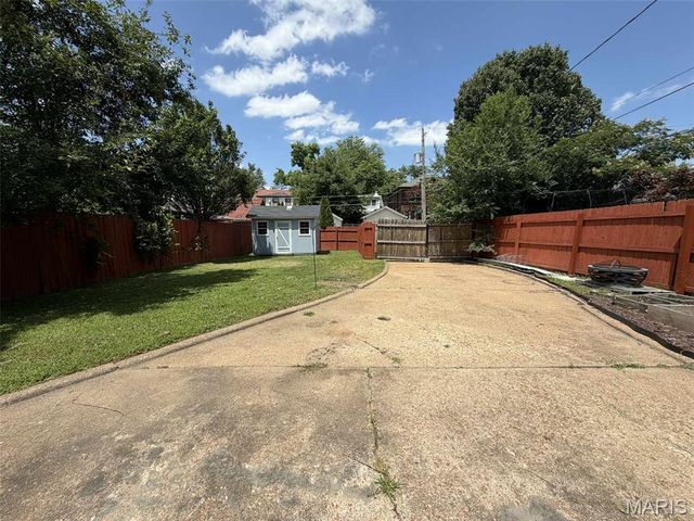 6309 Clayton Road, St Louis, MO 63117