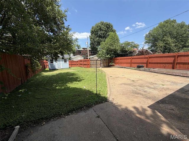 6309 Clayton Road, St Louis, MO 63117