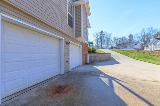 1984 Hardwood Lane, Soddy Daisy, TN 37379