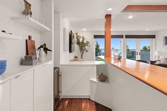 225 Chadbourne Way, Oakland, CA 94619