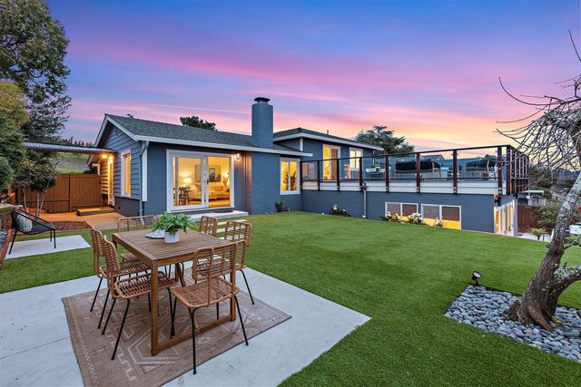 225 Chadbourne Way, Oakland, CA 94619