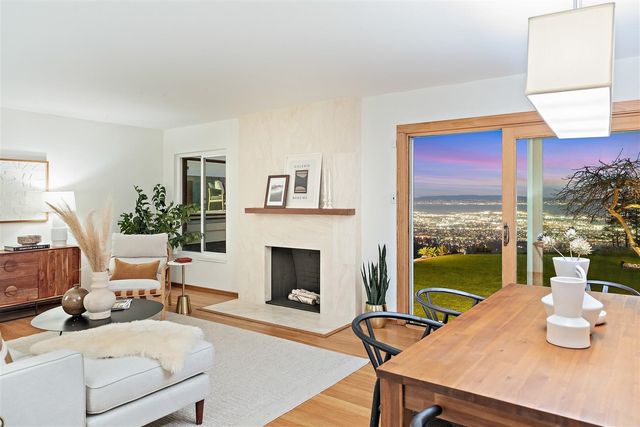 225 Chadbourne Way, Oakland, CA 94619