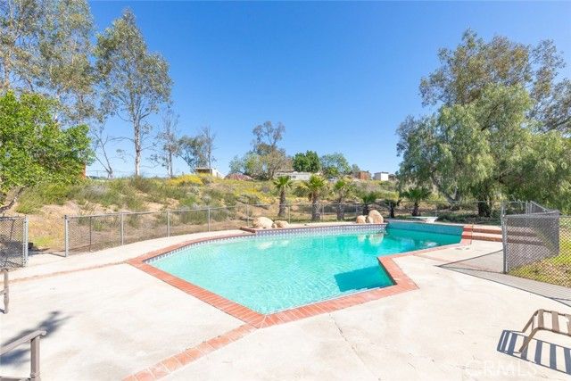 24000 Crab Hollow, Wildomar, CA 92595