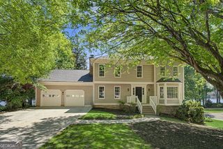 1263 Summit Chase Drive, Snellville, GA 30078