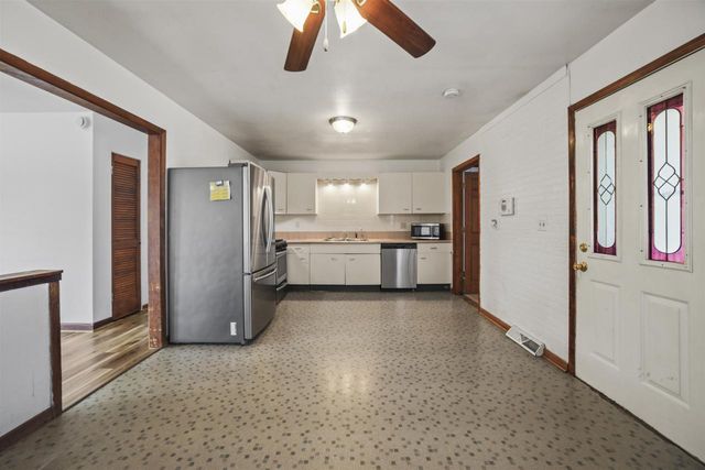 2348 Pioneer Drive, Beloit, WI 53511