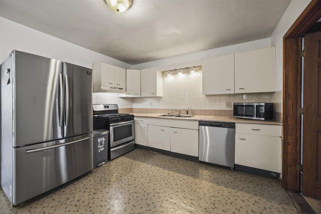 2348 Pioneer Drive, Beloit, WI 53511