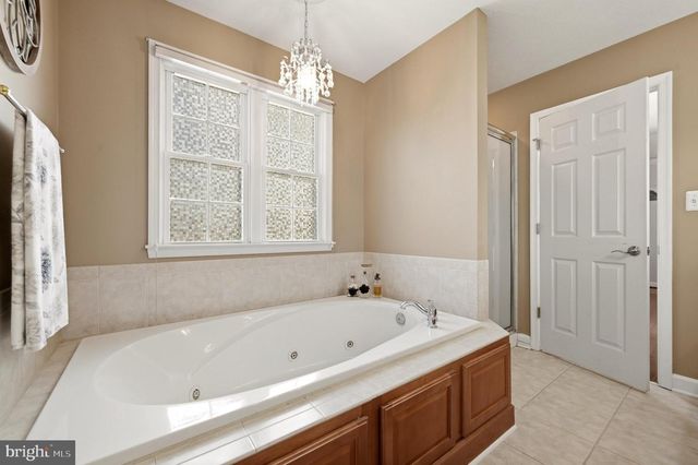 107 CAHILLE DR, Winchester, VA 22602