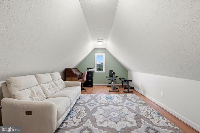 107 CAHILLE DR, Winchester, VA 22602