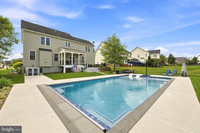 107 CAHILLE DR, Winchester, VA 22602