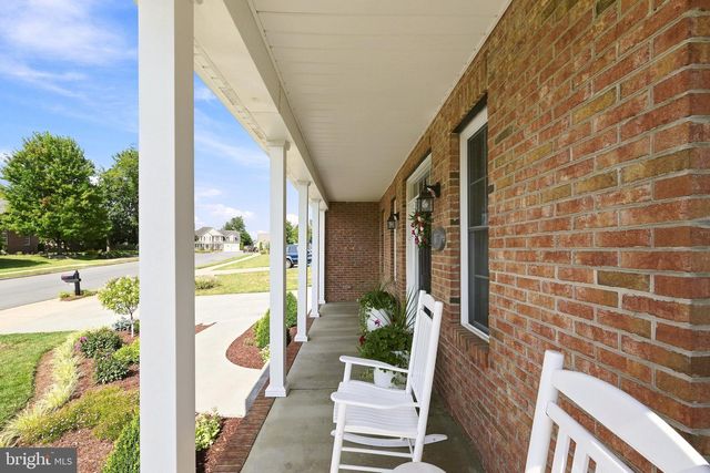 107 CAHILLE DR, Winchester, VA 22602
