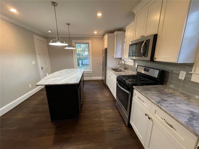 1721 Westwood SW, Atlanta, GA 30310