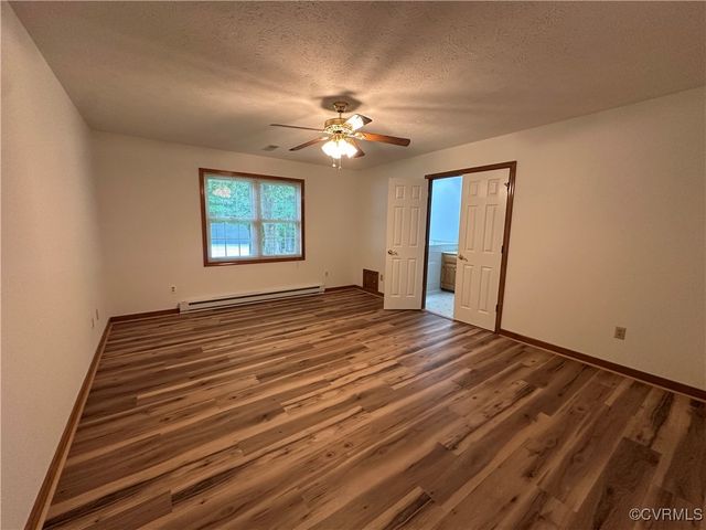 4298 Cedar Creek Ln, Prince George, VA 23875