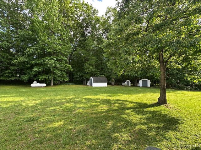 4298 Cedar Creek Ln, Prince George, VA 23875