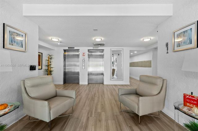 3850 Oaks Clubhouse Dr 504, Pompano Beach, FL 33069