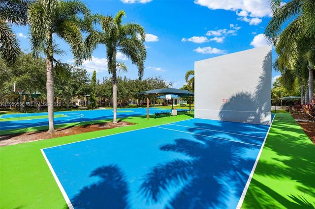 3850 Oaks Clubhouse Dr 504, Pompano Beach, FL 33069