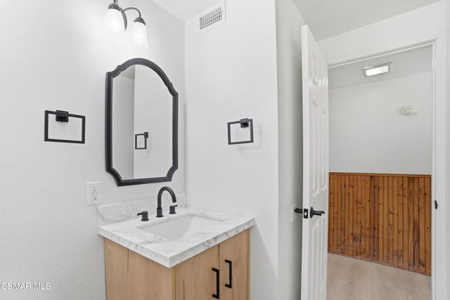 2183 E Chesterton Street, Simi Valley, CA 93065