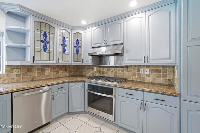 2183 E Chesterton Street, Simi Valley, CA 93065