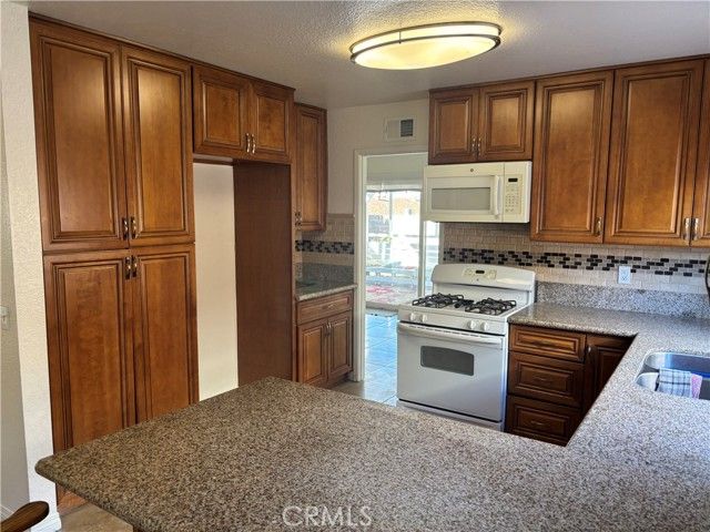 2770 Cole, Highland, CA 92346