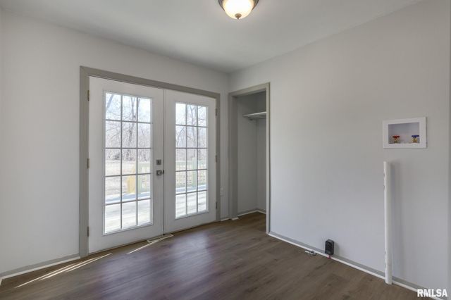 4320 NW SCENIC Drive, Peoria, IL 61615