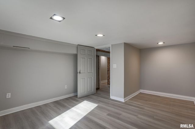 4320 NW SCENIC Drive, Peoria, IL 61615