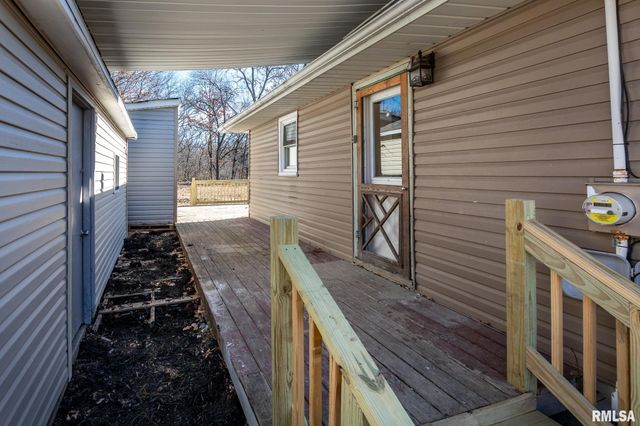 4320 NW SCENIC Drive, Peoria, IL 61615