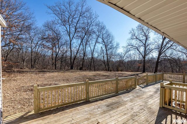 4320 NW SCENIC Drive, Peoria, IL 61615