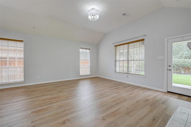 3322 E Cedar Hollow Drive, Pearland, TX 77584