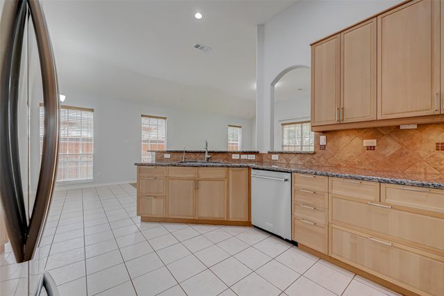 3322 E Cedar Hollow Drive, Pearland, TX 77584