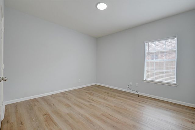 3322 E Cedar Hollow Drive, Pearland, TX 77584