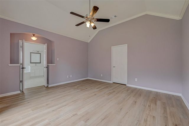 3322 E Cedar Hollow Drive, Pearland, TX 77584