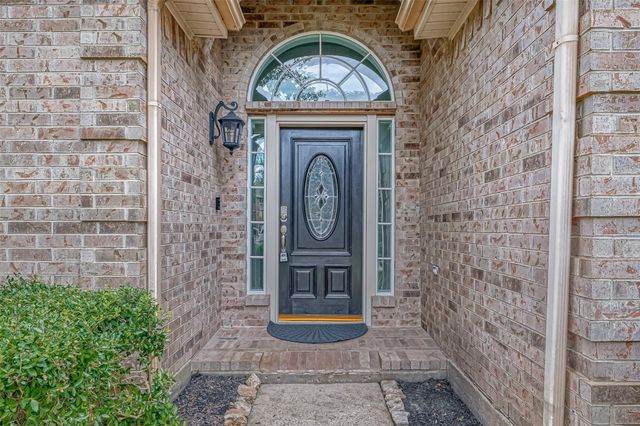 3322 E Cedar Hollow Drive, Pearland, TX 77584