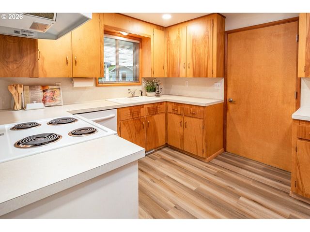 29476 Ne PHEASANT Ave, Corvallis, OR 97333