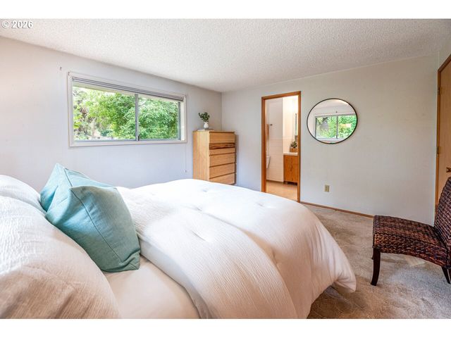 29476 Ne PHEASANT Ave, Corvallis, OR 97333