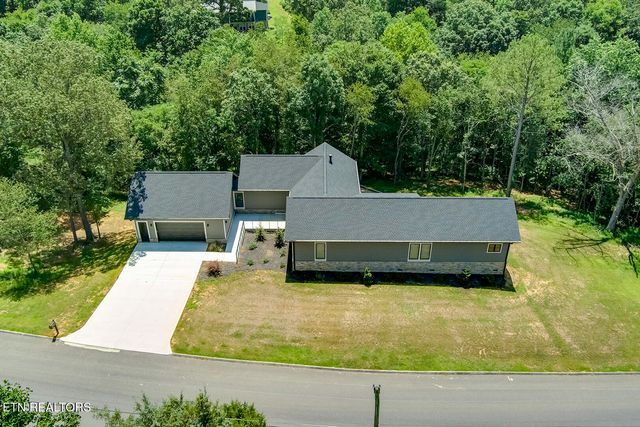 10001 Scenic View Dr, Loudon, TN 37774