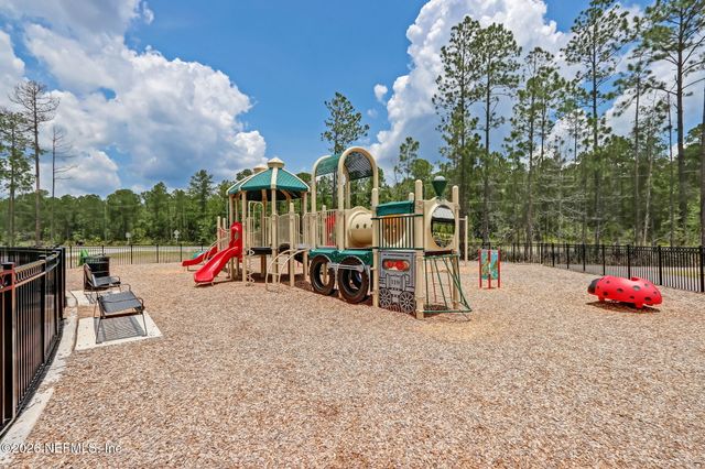 86226 MAINLINE Road, Yulee, FL 32097